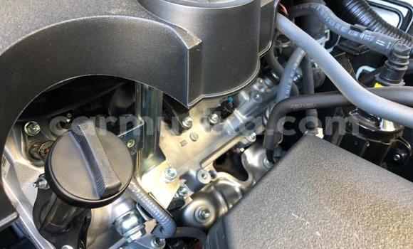 Nunua Ilio tumika Toyota Land Cruiser Prado Nyeupe Gari ndani ya Beitbridge nchini Matabeleland Kusini Nunua Ilio tumika Toyota Land Cruiser Prado Nyeupe Gari ndani ya Beitbridge nchini Matabeleland Kusini