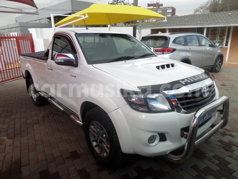 Big with watermark toyota hilux matabeleland south beitbridge 15421