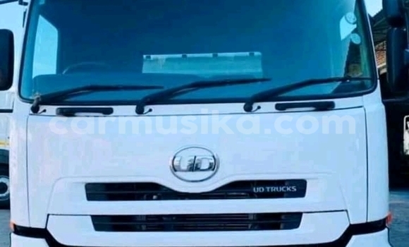 Buy Used Nissan UD White Truck in Beitbridge in Matabeleland South Buy Used Nissan UD White Truck in Beitbridge in Matabeleland South