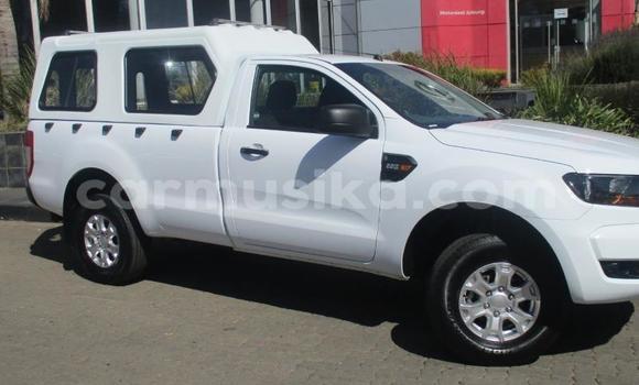 Nunua Ilio tumika Ford Ranger Nyeupe Gari ndani ya Beitbridge nchini Matabeleland Kusini