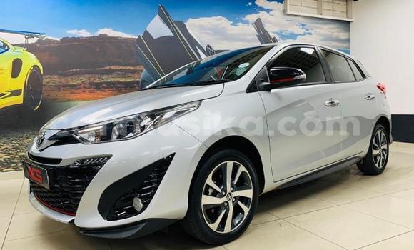 Buy Used Toyota Yaris Silver Car in Beitbridge in Matabeleland South Buy Used Toyota Yaris Silver Car in Beitbridge in Matabeleland South