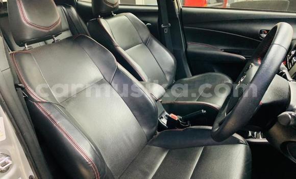 Buy Used Toyota Yaris Silver Car in Beitbridge in Matabeleland South Buy Used Toyota Yaris Silver Car in Beitbridge in Matabeleland South