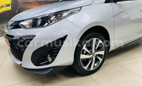 Buy Used Toyota Yaris Silver Car in Beitbridge in Matabeleland South Buy Used Toyota Yaris Silver Car in Beitbridge in Matabeleland South