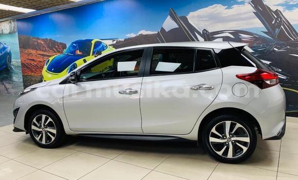 Buy Used Toyota Yaris Silver Car in Beitbridge in Matabeleland South Buy Used Toyota Yaris Silver Car in Beitbridge in Matabeleland South