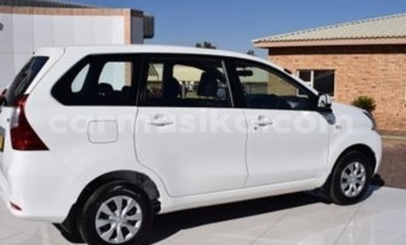 Buy Used Toyota Avanza White Car in Beitbridge in Matabeleland South Buy Used Toyota Avanza White Car in Beitbridge in Matabeleland South