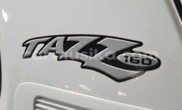 Acheter Occasion Voiture Toyota T100 Blanc à Beitbridge, Matabeleland South Acheter Occasion Voiture Toyota T100 Blanc à Beitbridge, Matabeleland South