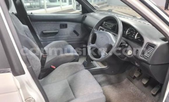 Acheter Occasion Voiture Toyota T100 Blanc à Beitbridge, Matabeleland South Acheter Occasion Voiture Toyota T100 Blanc à Beitbridge, Matabeleland South