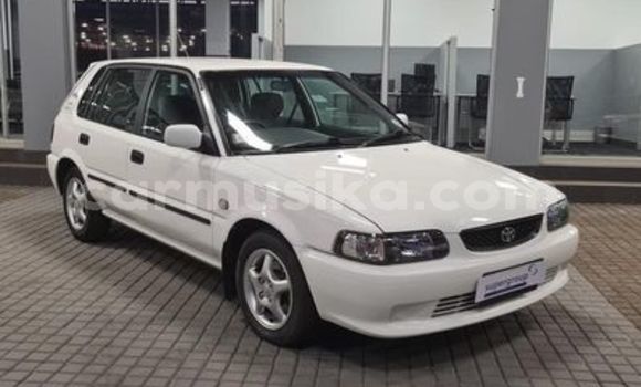 Acheter Occasion Voiture Toyota T100 Blanc à Beitbridge, Matabeleland South Acheter Occasion Voiture Toyota T100 Blanc à Beitbridge, Matabeleland South