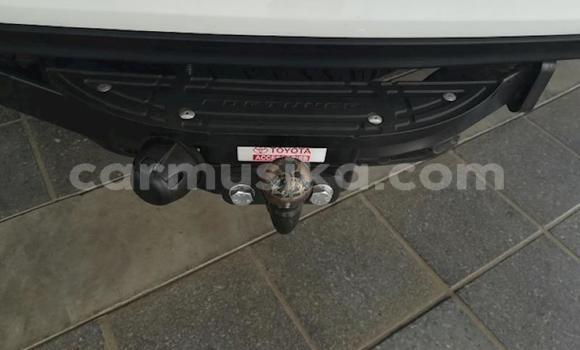 Acheter Occasion Voiture Toyota Fortuner Blanc à Beitbridge, Matabeleland South Acheter Occasion Voiture Toyota Fortuner Blanc à Beitbridge, Matabeleland South