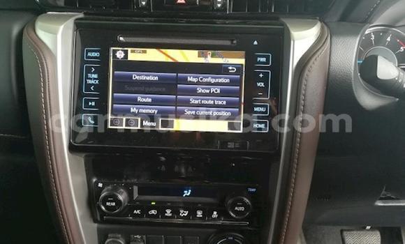 Acheter Occasion Voiture Toyota Fortuner Blanc à Beitbridge, Matabeleland South Acheter Occasion Voiture Toyota Fortuner Blanc à Beitbridge, Matabeleland South