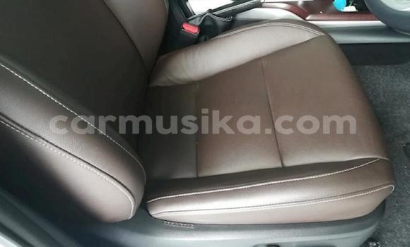 Acheter Occasion Voiture Toyota Fortuner Blanc à Beitbridge, Matabeleland South Acheter Occasion Voiture Toyota Fortuner Blanc à Beitbridge, Matabeleland South