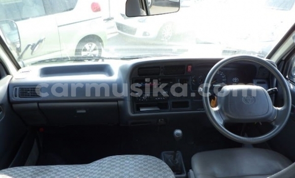 Buy Used Toyota Hiace Other Car in Beitbridge in Matabeleland South Buy Used Toyota Hiace Other Car in Beitbridge in Matabeleland South