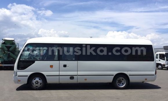 Acheter Occasion Voiture Toyota Coaster Autre à Beitbridge, Matabeleland South Acheter Occasion Voiture Toyota Coaster Autre à Beitbridge, Matabeleland South
