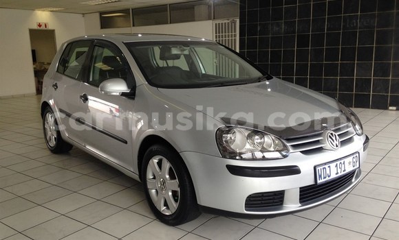 Acheter Occasion Voiture Volkswagen Golf Gris à Beitbridge, Matabeleland South Acheter Occasion Voiture Volkswagen Golf Gris à Beitbridge, Matabeleland South