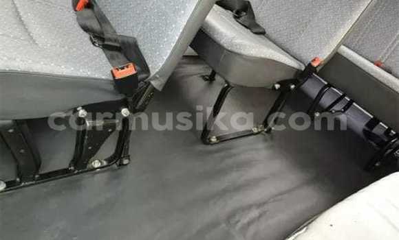 Buy Used Toyota Hiace White Car in Beitbridge in Matabeleland South Buy Used Toyota Hiace White Car in Beitbridge in Matabeleland South