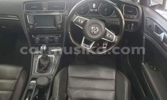 Buy Used Volkswagen Golf R White Car in Beitbridge in Matabeleland South Buy Used Volkswagen Golf R White Car in Beitbridge in Matabeleland South