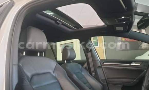 Buy Used Volkswagen Golf R White Car in Beitbridge in Matabeleland South Buy Used Volkswagen Golf R White Car in Beitbridge in Matabeleland South