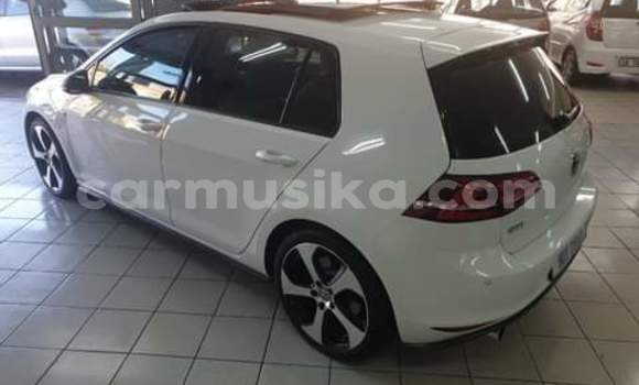 Buy Used Volkswagen Golf R White Car in Beitbridge in Matabeleland South Buy Used Volkswagen Golf R White Car in Beitbridge in Matabeleland South