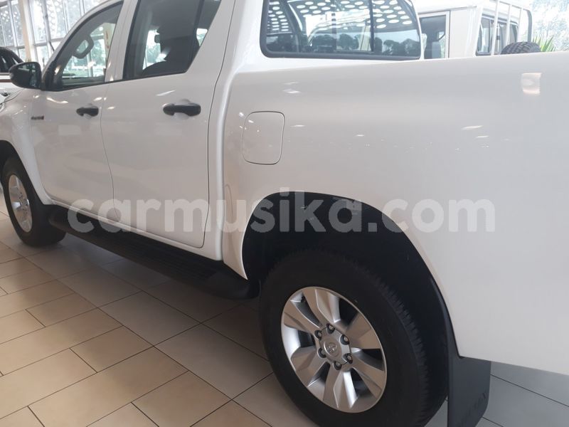 Big with watermark toyota hilux matabeleland south beitbridge 15458