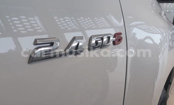 Nunua Ilio tumika Toyota Hilux Nyeupe Gari ndani ya Beitbridge nchini Matabeleland Kusini Nunua Ilio tumika Toyota Hilux Nyeupe Gari ndani ya Beitbridge nchini Matabeleland Kusini