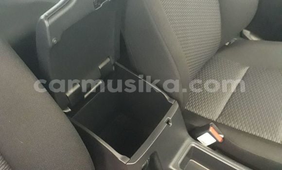 Nunua Ilio tumika Toyota Hilux Nyeupe Gari ndani ya Beitbridge nchini Matabeleland Kusini Nunua Ilio tumika Toyota Hilux Nyeupe Gari ndani ya Beitbridge nchini Matabeleland Kusini