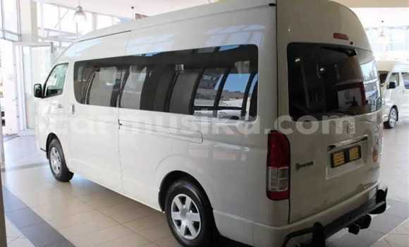 Tenga Tsaru Toyota Hiace Chena Mota in Beitbridge in Matabeleland South Tenga Tsaru Toyota Hiace Chena Mota in Beitbridge in Matabeleland South