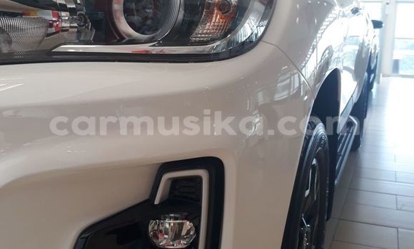 Tenga Tsaru Toyota Hilux Chena Mota in Beitbridge in Matabeleland South Tenga Tsaru Toyota Hilux Chena Mota in Beitbridge in Matabeleland South