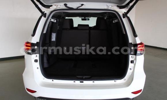 Buy Used Toyota Fortuner White Car in Beitbridge in Matabeleland South Buy Used Toyota Fortuner White Car in Beitbridge in Matabeleland South
