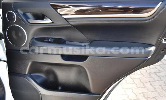 Buy Used Lexus LX 570 White Car in Beitbridge in Matabeleland South Buy Used Lexus LX 570 White Car in Beitbridge in Matabeleland South