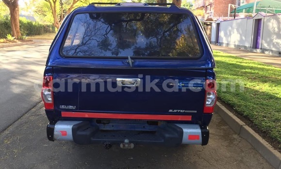 Acheter Occasion Voiture Isuzu KB Bleu à Harare, Harare Acheter Occasion Voiture Isuzu KB Bleu à Harare, Harare