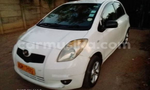 Buy Used Toyota Vitz White Car in Harare in Harare