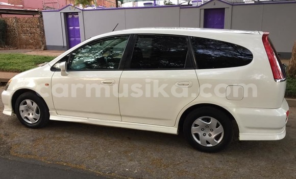 Acheter Occasion Voiture Honda Stream Blanc à Harare, Harare Acheter Occasion Voiture Honda Stream Blanc à Harare, Harare