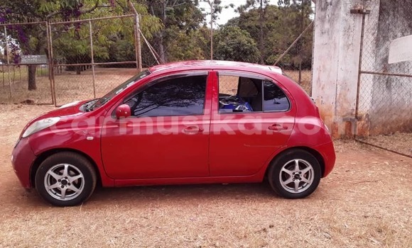 Acheter Occasion Voiture Nissan March Rouge à Harare, Harare