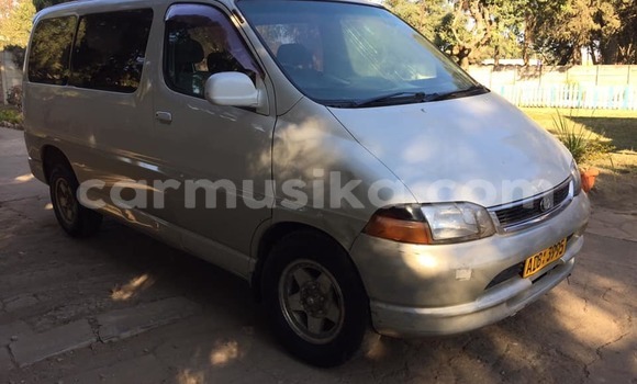Acheter Occasion Voiture Toyota Granvia Gris à Harare, Harare Acheter Occasion Voiture Toyota Granvia Gris à Harare, Harare