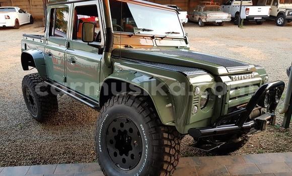 Acheter Occasion Voiture Land Rover Defender Vert à Beitbridge, Matabeleland South Acheter Occasion Voiture Land Rover Defender Vert à Beitbridge, Matabeleland South