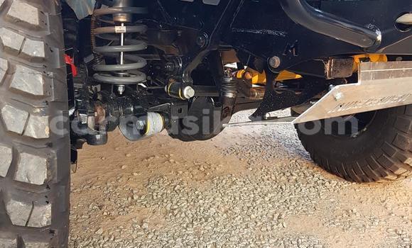 Acheter Occasion Voiture Land Rover Defender Vert à Beitbridge, Matabeleland South Acheter Occasion Voiture Land Rover Defender Vert à Beitbridge, Matabeleland South