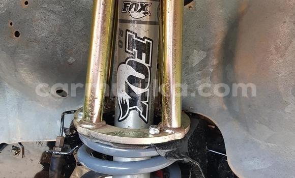 Acheter Occasion Voiture Land Rover Defender Vert à Beitbridge, Matabeleland South Acheter Occasion Voiture Land Rover Defender Vert à Beitbridge, Matabeleland South