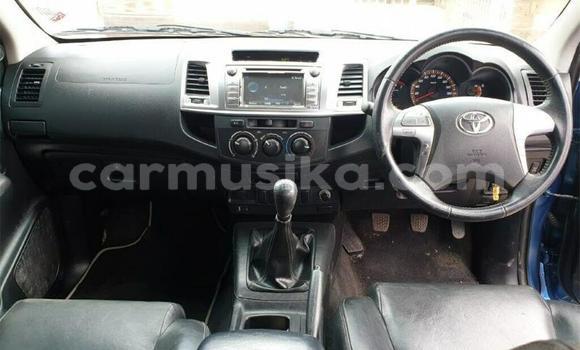 Acheter Occasion Voiture Toyota Hilux Bleu à Beitbridge, Matabeleland South Acheter Occasion Voiture Toyota Hilux Bleu à Beitbridge, Matabeleland South