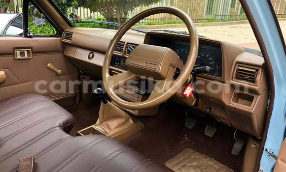 Acheter Occasion Voiture Toyota Hilux Bleu à Beitbridge, Matabeleland South Acheter Occasion Voiture Toyota Hilux Bleu à Beitbridge, Matabeleland South
