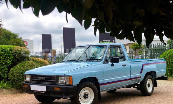 Acheter Occasion Voiture Toyota Hilux Bleu à Beitbridge, Matabeleland South Acheter Occasion Voiture Toyota Hilux Bleu à Beitbridge, Matabeleland South