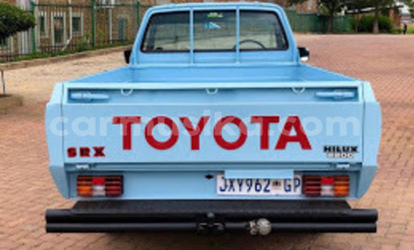 Acheter Occasion Voiture Toyota Hilux Bleu à Beitbridge, Matabeleland South Acheter Occasion Voiture Toyota Hilux Bleu à Beitbridge, Matabeleland South