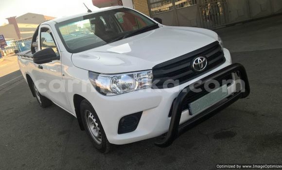 Nunua Ilio tumika Toyota Hilux Nyeupe Gari ndani ya Beitbridge nchini Matabeleland Kusini Nunua Ilio tumika Toyota Hilux Nyeupe Gari ndani ya Beitbridge nchini Matabeleland Kusini
