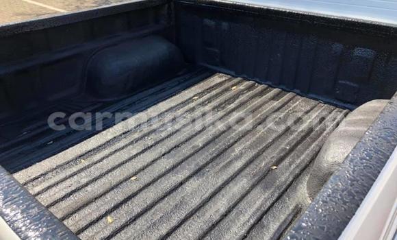 Acheter Occasion Voiture Toyota Hilux Blanc à Beitbridge, Matabeleland South Acheter Occasion Voiture Toyota Hilux Blanc à Beitbridge, Matabeleland South