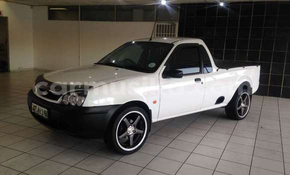 Acheter Occasion Voiture Ford Focus Blanc à Beitbridge, Matabeleland South Acheter Occasion Voiture Ford Focus Blanc à Beitbridge, Matabeleland South