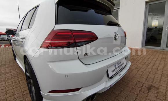 Buy Used Volkswagen Golf GTI White Car in Beitbridge in Matabeleland South Buy Used Volkswagen Golf GTI White Car in Beitbridge in Matabeleland South