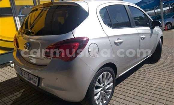 Buy Used Opel Corsa Silver Car in Beitbridge in Matabeleland South Buy Used Opel Corsa Silver Car in Beitbridge in Matabeleland South