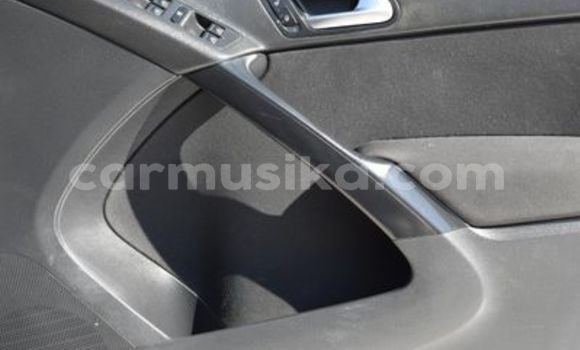 Acheter Occasion Voiture Volkswagen Tiguan Gris à Beitbridge, Matabeleland South Acheter Occasion Voiture Volkswagen Tiguan Gris à Beitbridge, Matabeleland South