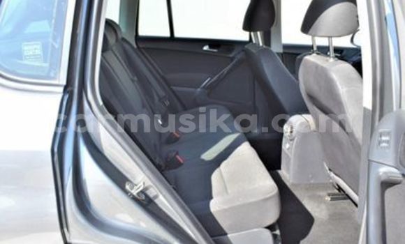 Acheter Occasion Voiture Volkswagen Tiguan Gris à Beitbridge, Matabeleland South Acheter Occasion Voiture Volkswagen Tiguan Gris à Beitbridge, Matabeleland South