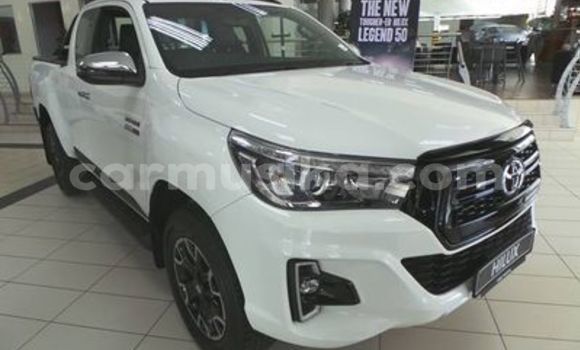 Nunua Ilio tumika Toyota Hilux Nyeupe Gari ndani ya Beitbridge nchini Matabeleland Kusini Nunua Ilio tumika Toyota Hilux Nyeupe Gari ndani ya Beitbridge nchini Matabeleland Kusini