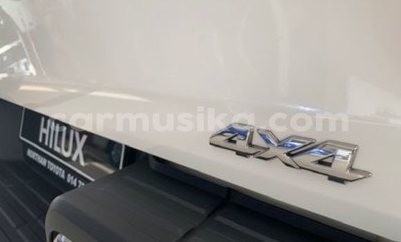 Nunua Ilio tumika Toyota Hilux Nyeupe Gari ndani ya Beitbridge nchini Matabeleland Kusini Nunua Ilio tumika Toyota Hilux Nyeupe Gari ndani ya Beitbridge nchini Matabeleland Kusini